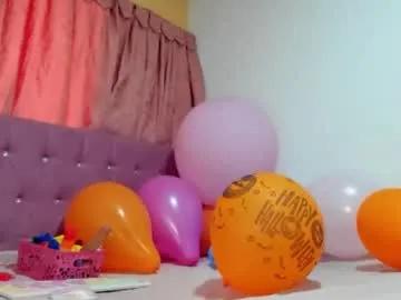 Chaturbate konie_hot is Freechat konie_hot — #smoke #hairypussy #hairy #bush #balloons