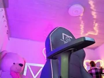 Avatar of laylafoxy_tay