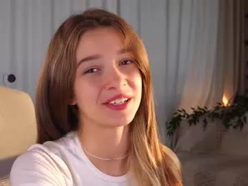 little_poetry on Chaturbate