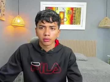 markbowie — GOAL: show as :hot [120 tokens remaining] thank you babys i love you babys