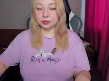 mila_foxxxy — hey yo, how are you ? ;) #lovense #squirt #shy #blonde #curvy