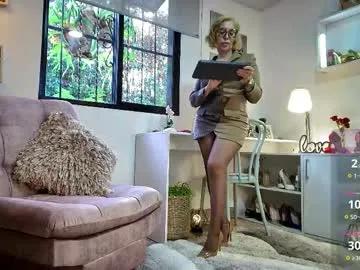 mrs_edha_ — GOAL: Plug anal [490 tokens remaining] Come and enjoy, explore the amazing tip menu, and experience my exclusive private shows! PVT is OPEN #bigboobs #milf #pantyhose #mature #feet