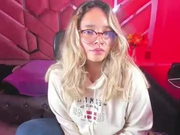 olivia_fox69 on Chaturbate