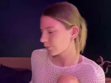 oliviahansleyy on Chaturbate