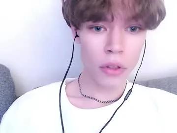 pawclaw on Chaturbate