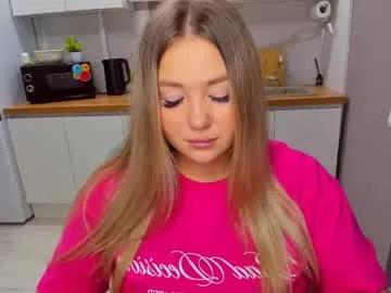 sarahmils on Chaturbate 