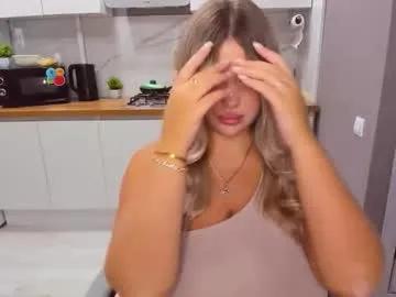 sarahmils on Chaturbate 