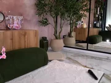 serene_sophiex on Chaturbate 