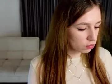 siblena — HElLLo^ ^ #shy #18 #new #bigass #tease [21 tokens remaining]