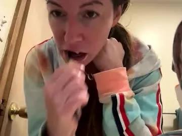 sunnbabe92485 on Chaturbate