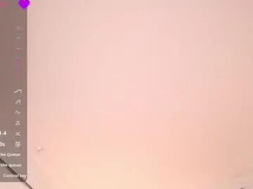 valen_ross_ on Chaturbate