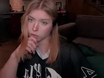 vanillalivitski — GOAL: bra off [988 tokens remaining] Welcome My name is Vanilla, let's get acquainted! #lovense #new #blonde #muscle #fit