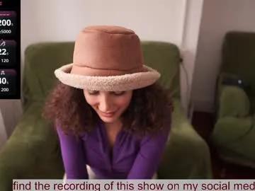 venus_in_jeans — hello!  tip 999 for 6 min of toy control [754 tokens remaining]