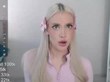 vickyfuckingdoll on Chaturbate