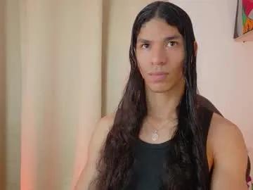 willy_veins — GOAL: CUM SHOW [560 tokens remaining] WELCUM!    WELCUM! Latino guy of Curve up cock wants to play with you, dont forget to follow.  #muscle #bush  #longhair   #hairyarmpits  #latino