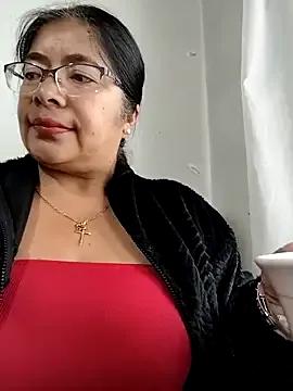 __valentina18 on StripChat 