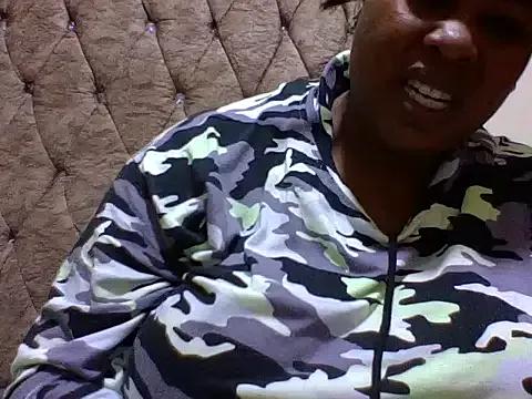 _Ella20 on StripChat 