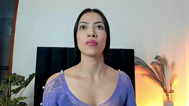 AbbieJoness_ on StripChat 