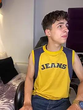 StripChat AdrianRinaldi is Freechat AdrianRinaldi — completly naked 4u