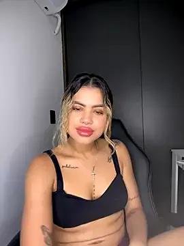 StripChat Alanna-foxx is Freechat Alanna-foxx — show tits