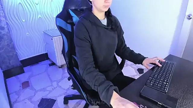 alison_moon7 — top down for 5 minutes