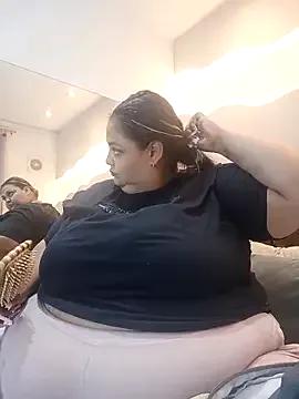 Alisson_am — accompany me to take a good shower 