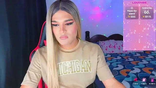 AllisonsweetZ on StripChat 