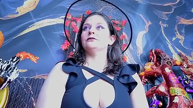 AmandaKovich on StripChat 