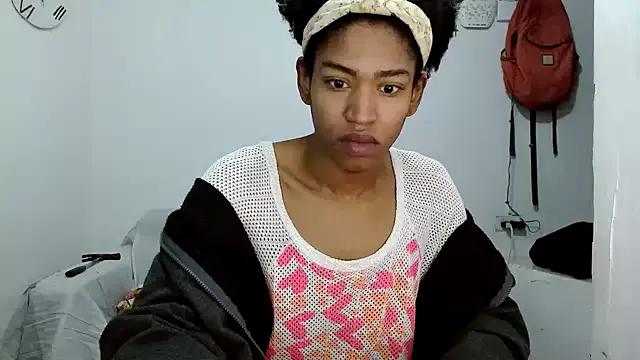 Avatar of angelamarie1