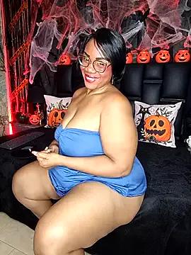 AranzalatinBlaks1 on StripChat 