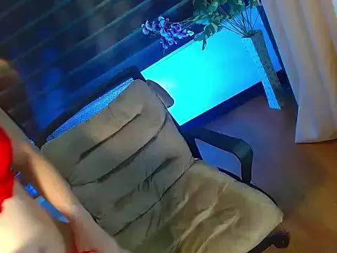 baby_kiraxx on StripChat