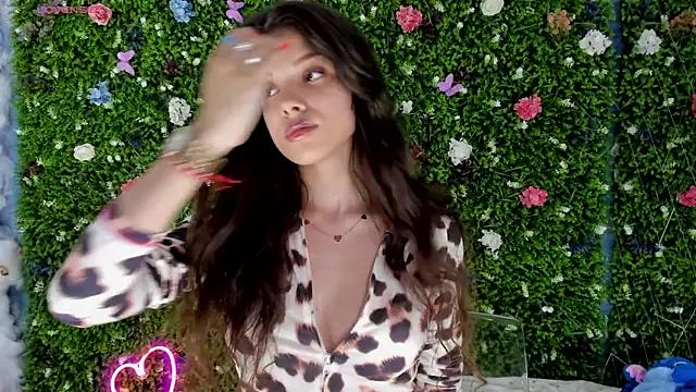 BabyAylin on StripChat 