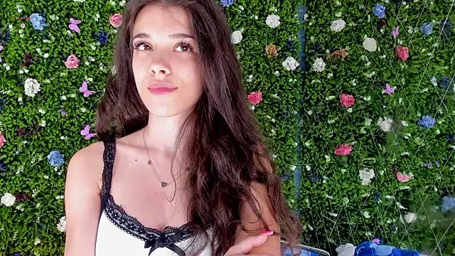 BabyAylin on StripChat 