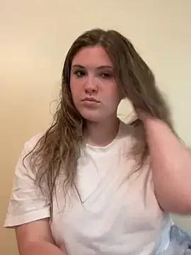 babyizzie on StripChat