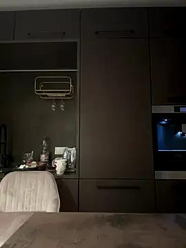 Bella-Tight on StripChat