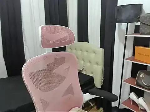 BigUncutCockRhein — make me cum