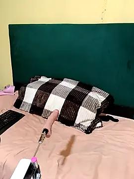 BootyGoddess23 — MAKE THE GIRL HAPPY AND UR DREAM GIRL