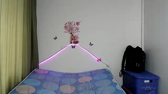 StripChat BRYXS1 is Freechat BRYXS1 — DOBLE PENETRACION EN CUATRO...ORGASMO!