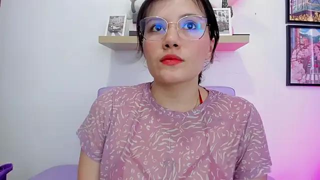 Carolina_Burninng on StripChat