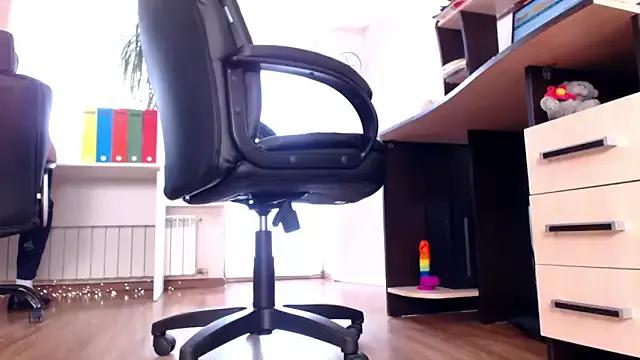 CassieDonald — Ass spreading