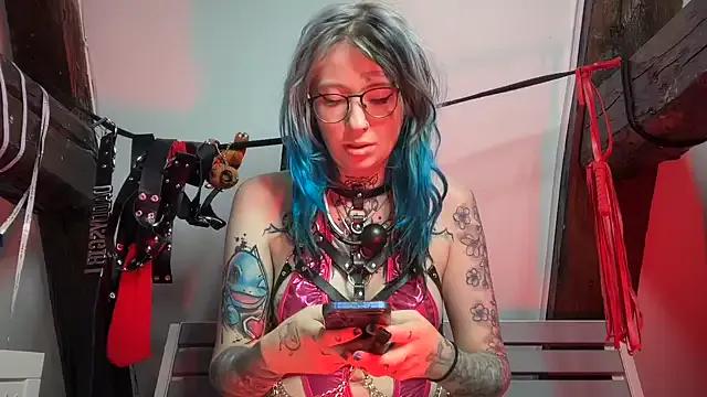 coyemoo on StripChat