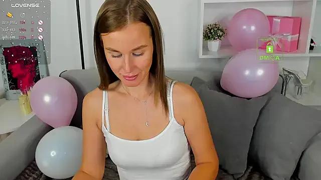 Dana_Wils1 on StripChat 