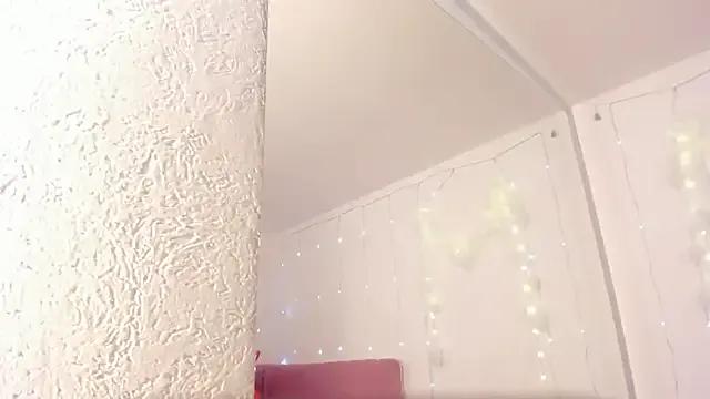 DashaFoxxx — Shake booty in your cock