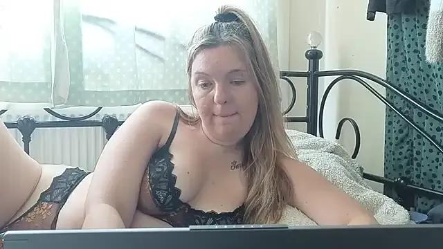 Demi_WelshX on StripChat