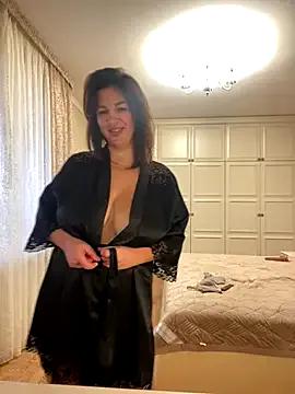 Dina0908 — suck a dildo