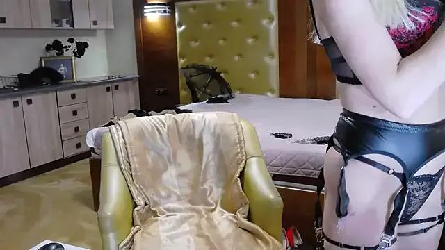 StripChat DomCaprisse is Private DomCaprisse — cum show hard