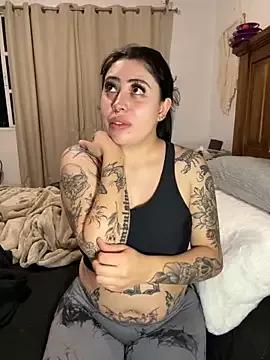 Draculona-666 on StripChat