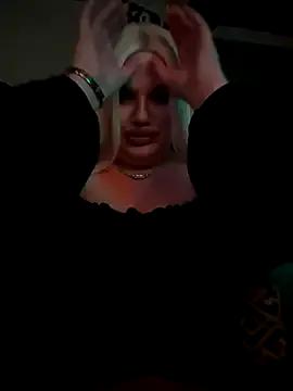 Eliaden on StripChat