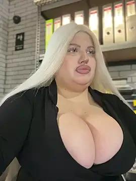 Eliaden on StripChat