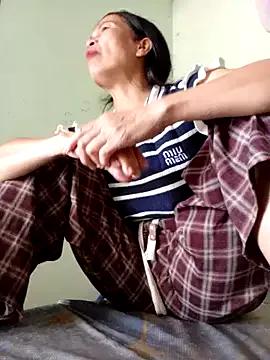 Ella3838 on StripChat 